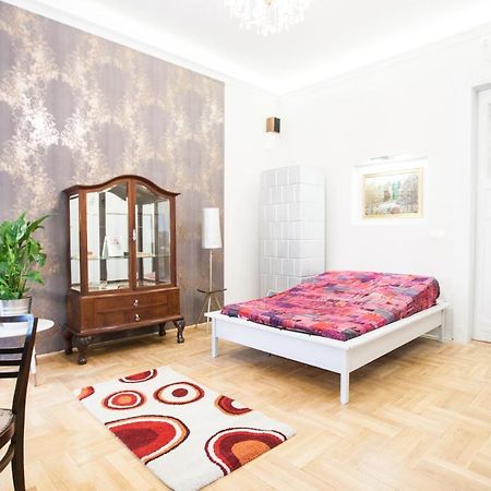 N40 By Small Home Budapešť Exteriér fotografie