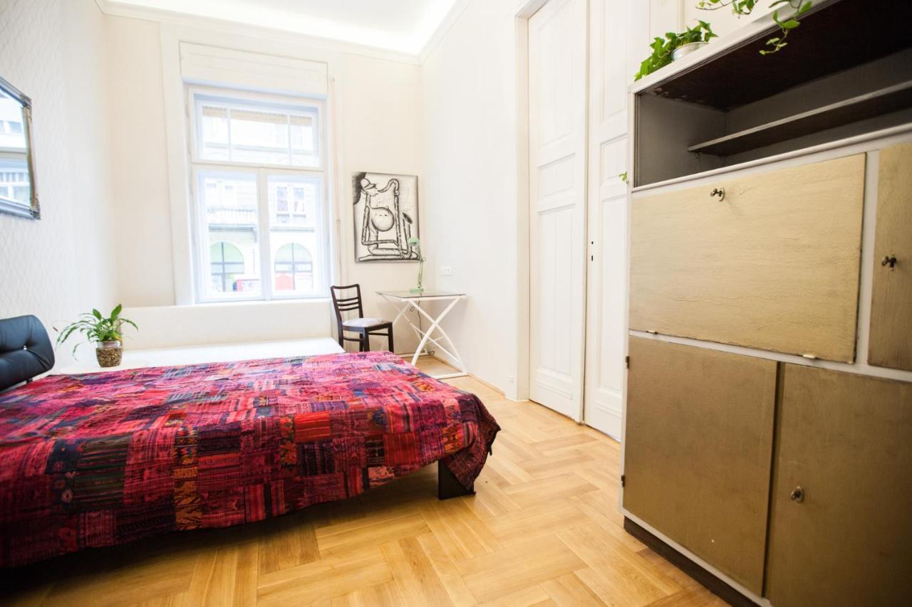 N40 By Small Home Budapešť Exteriér fotografie