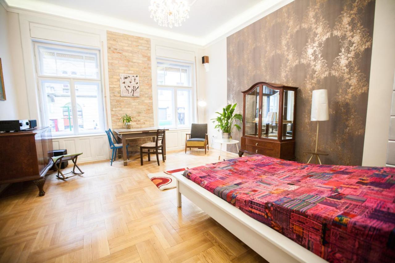 N40 By Small Home Budapešť Exteriér fotografie