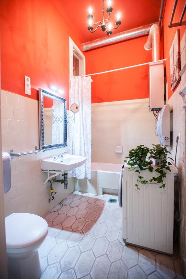 N40 By Small Home Budapešť Exteriér fotografie